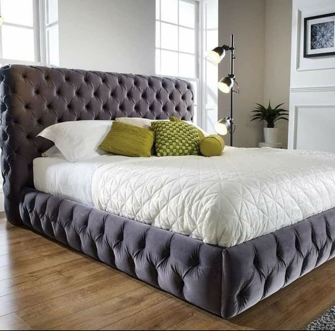dark brown style Romeo Art Deco Bed